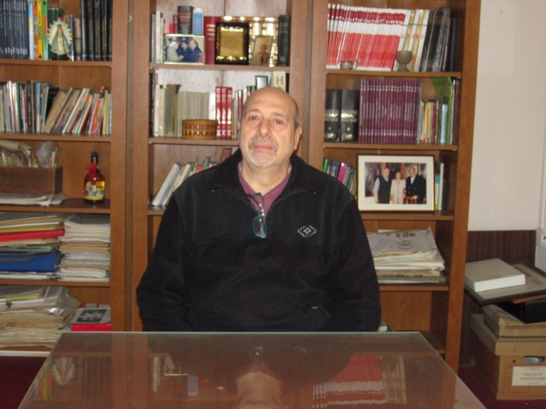 Luego de jubilarse, el Dr. José L. Gri agradece