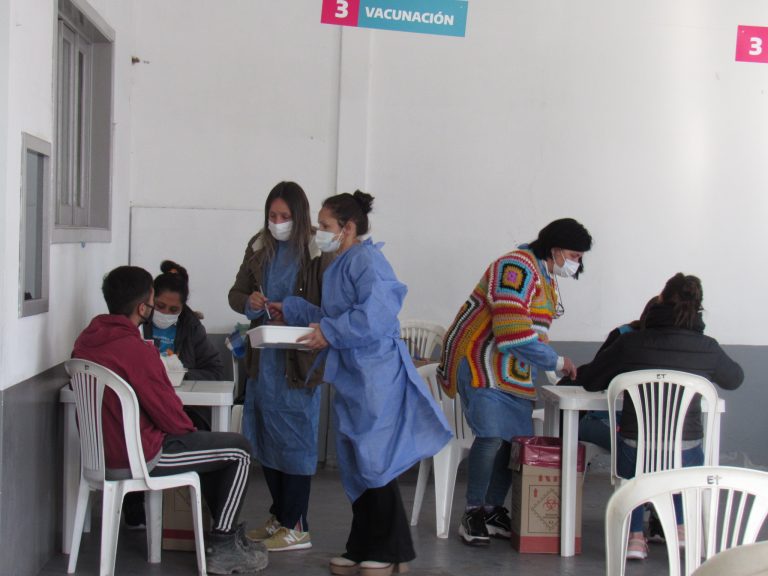 Se aplicaron 17.350 segundas dosis
