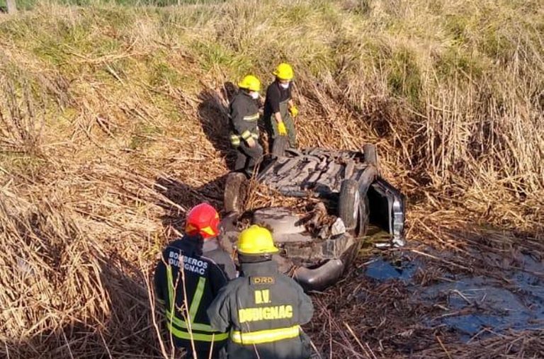 Despiste y vuelco en Ruta 65