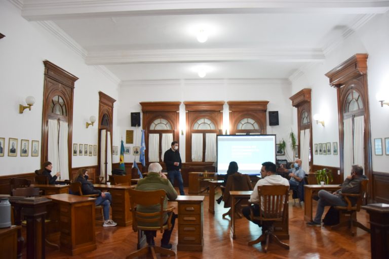 Programa de Sostenimiento Económico: se reunieron autoridades y comerciantes