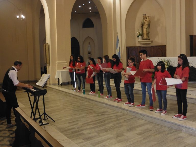 «Tres generaciones cantan» en el Salón Blanco
