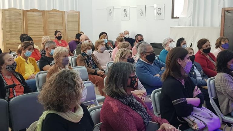 Homenajearon a los escritores nuevejulienses