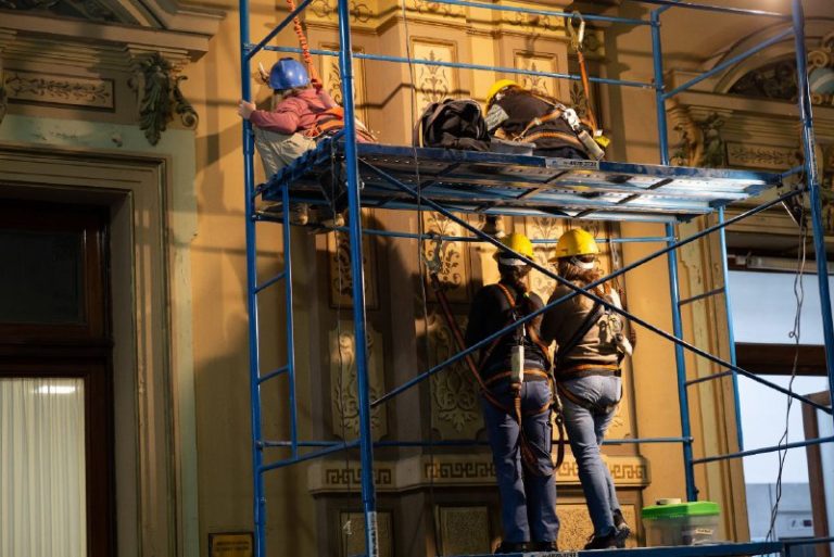 Restauran la Casa de Gobierno de la Provincia