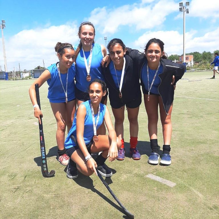 Felicitaciones a las jugadoras de Hockey sub 14