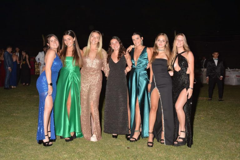Los Egresados tuvieron su despedida en el Baile