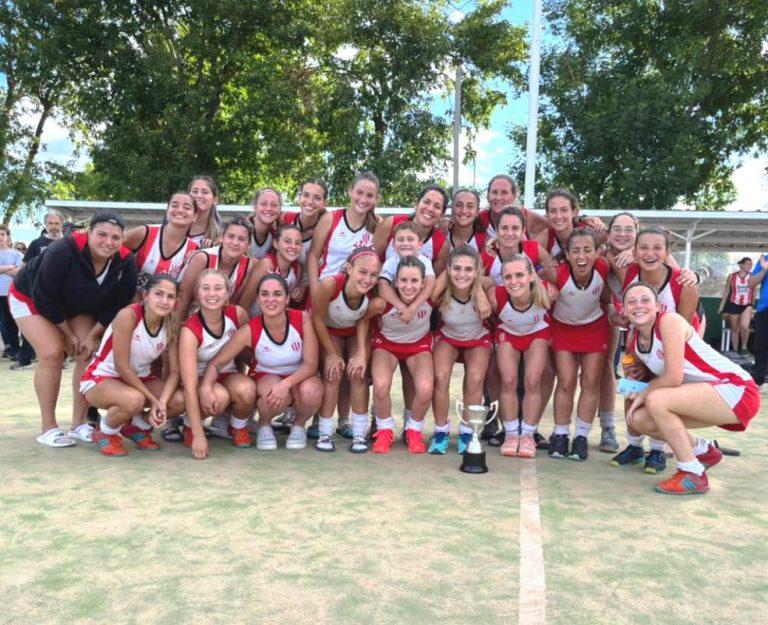 Atlético fue sub campeón del Torneo de Hockey de 1ª división