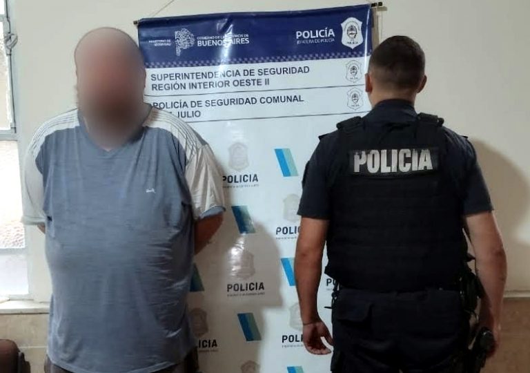 Intentó subir por la fuerza a una mujer a su auto