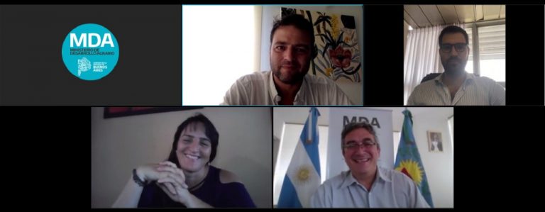 Camino de Naón firmaron un convenio para la obra