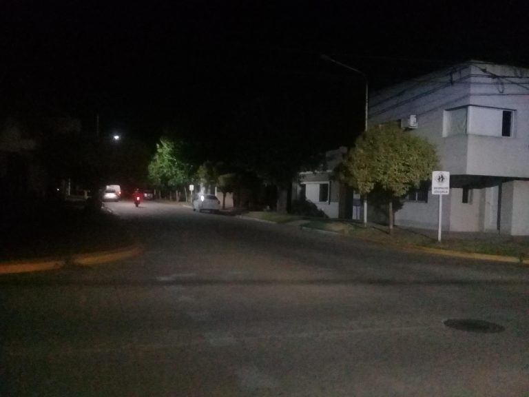En una jornada agobiante, mucha gente se quedó sin luz