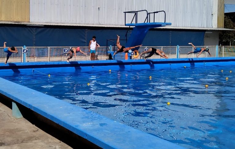 Natación: Atlético felicita a su equipo