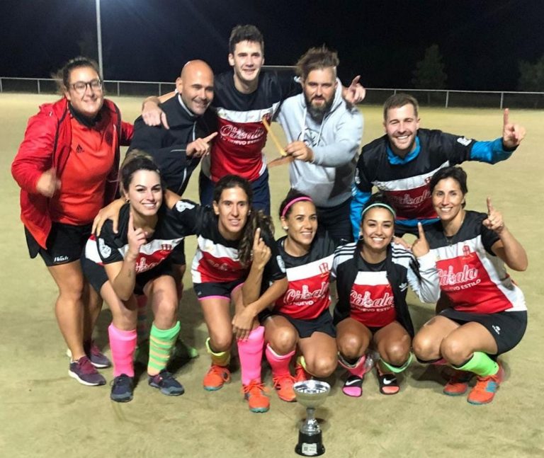 Participaron 15 equipos del Torneo de Hockey Mixto