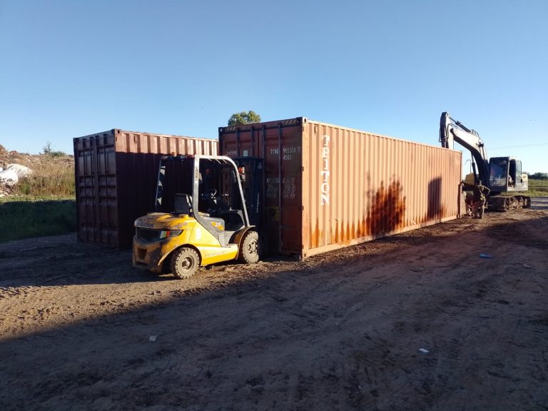 Arribaron dos containers para la Planta de Separación