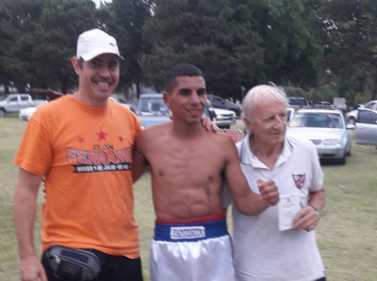 Boxeadores de 9 de Julio pelean en Pigüé