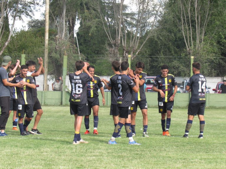 Cuarta: triunfos de Once Tigres y Agustín Alvarez