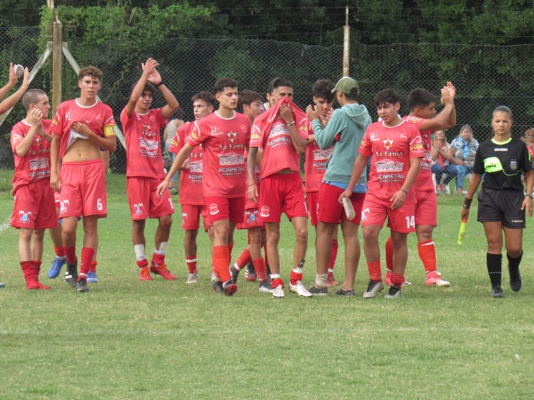 Cuarta División: ganaron Once Tigres y Agustín Alvarez