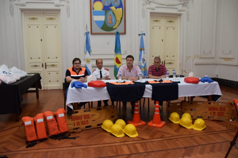 Defensa Civil: presentaron a los nuevos voluntarios