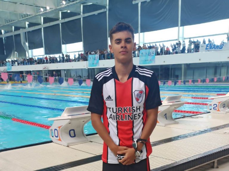 Gran actuación de Theo Gonzalo en el Torneo Metropolitano