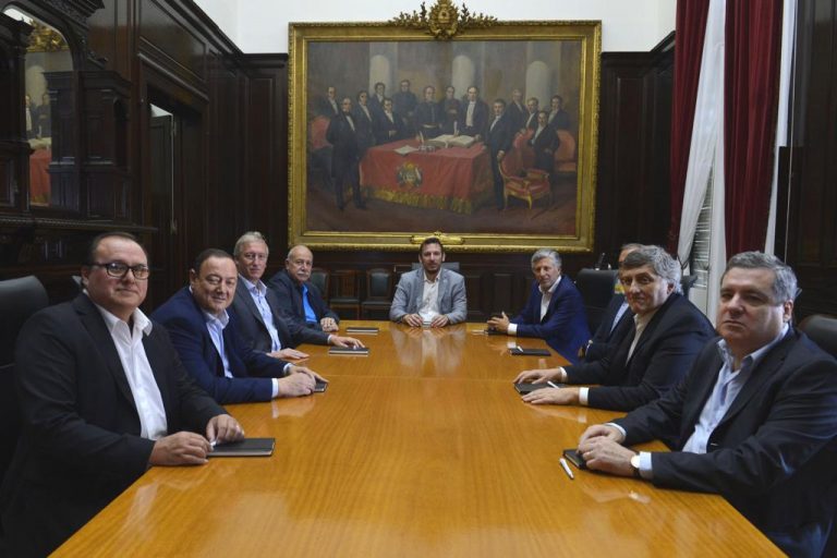 Bicentenario: el Directorio del Banco Provincia sesionó en la casa matriz