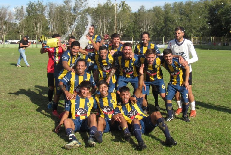 Once Tigres se consagró campeón en Cuarta División