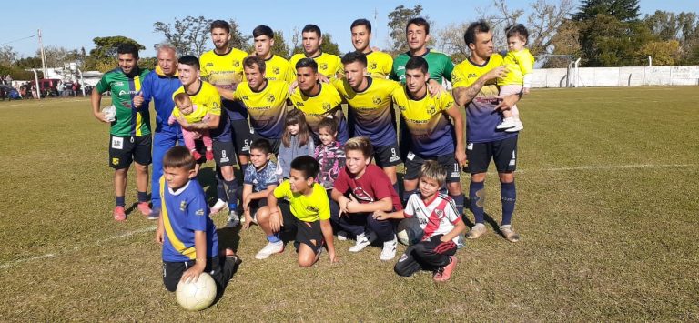 Once Tigres – French chocan en un partido clave