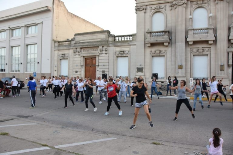 Personas de todas las edades se pusieron en movimiento