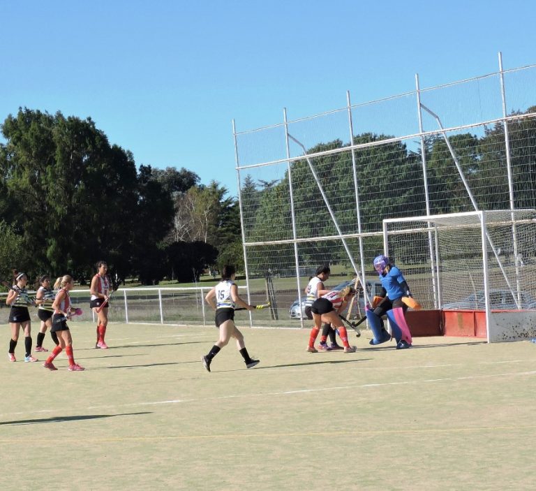 En Atlético se jugó la segunda fecha de Mamis Hockey