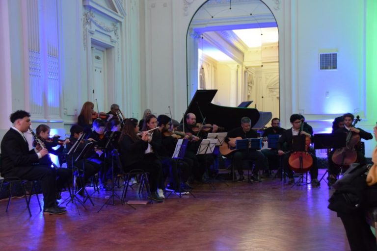 “Mayo Sinfónico” ofreció un excelente espectáculo musical