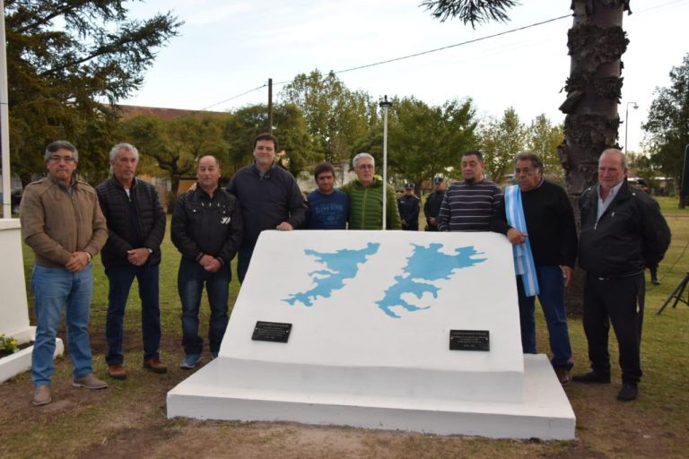 Los Héroes de Malvinas tienen su monolito en El Provincial