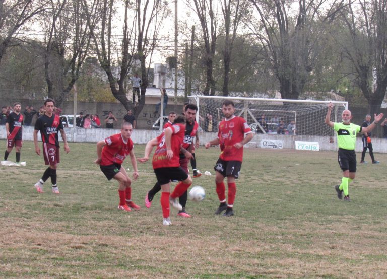 Clasificaron Once Tigres, Atlético, French y Naón