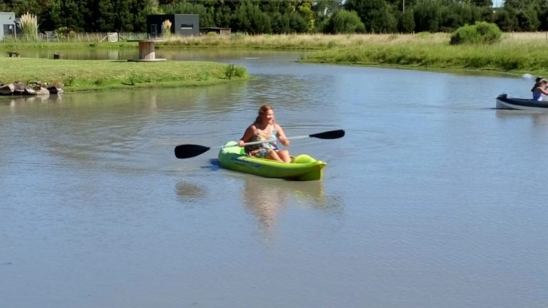 Punta Indio ofrece aire de río y vegetación exuberante