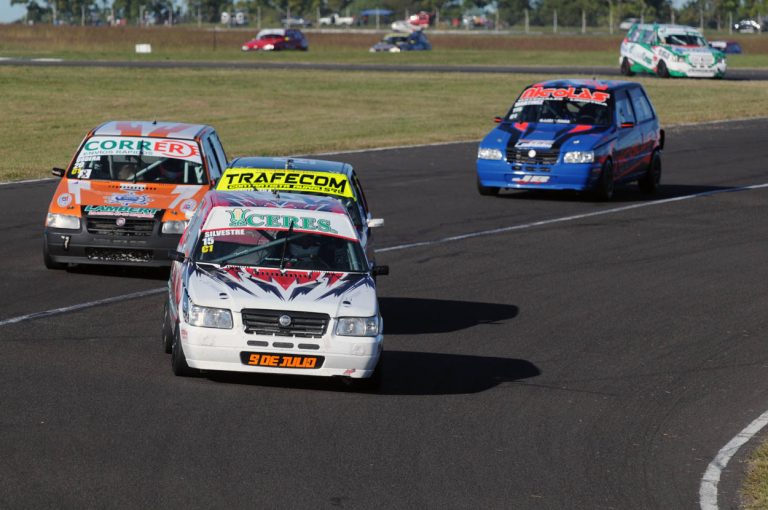 Turismo Pista: muy buena actuación de los hermanos Silvestre