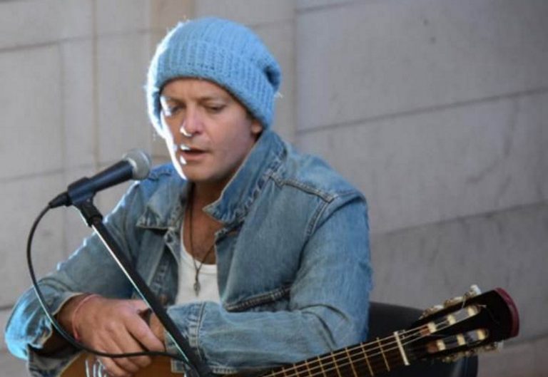 Martín Dufou presenta «366 Micro Canciones»
