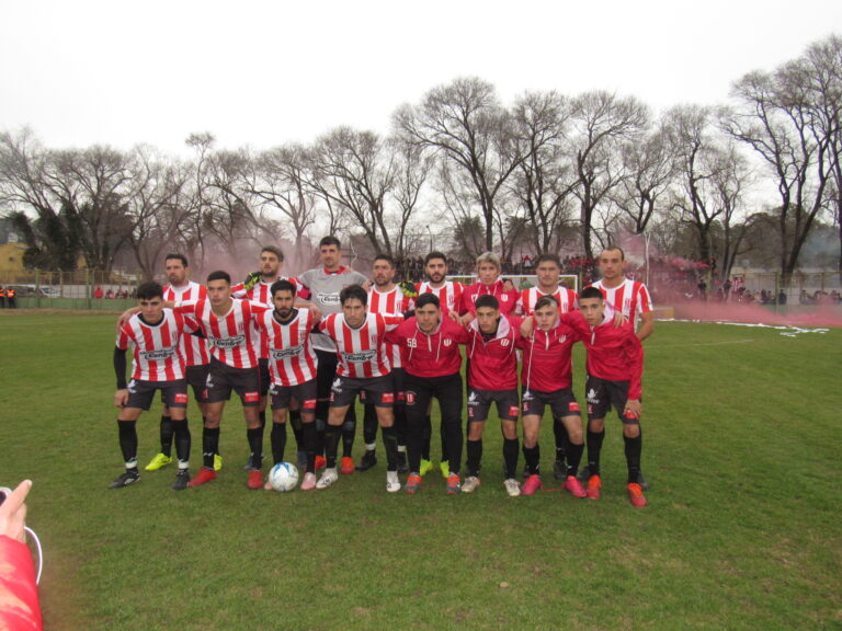 El arranque de Once Tigres y la recuperación de Atlético Campeón