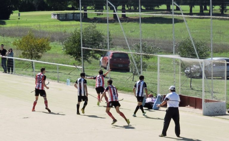 Hockey masculino: Atlético 9 de Julio venció a Rivadavia de Lincoln