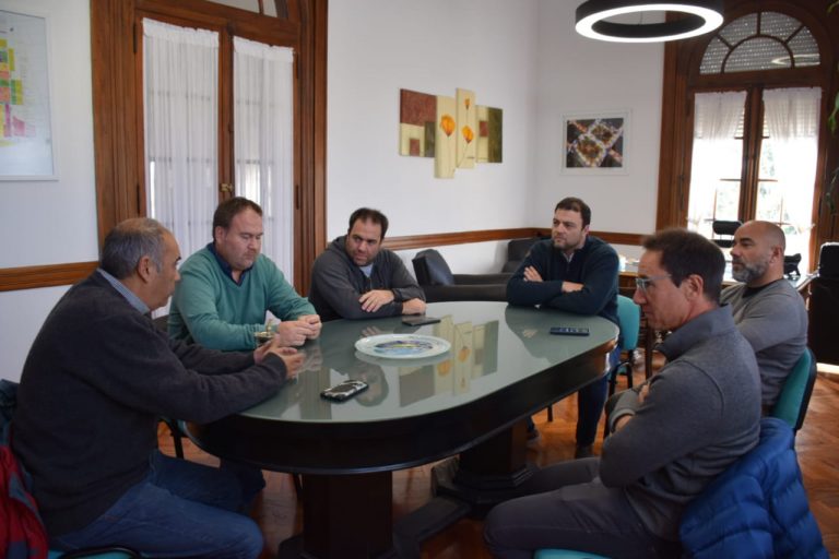 Trataron el tema energía y producción