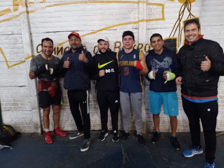 Se preparan los boxeadores del Clan Ferrario