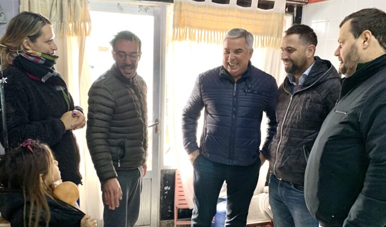 Concejales de Juntos por el Cambio visitaron “Chacinados Los Abuelos”.
