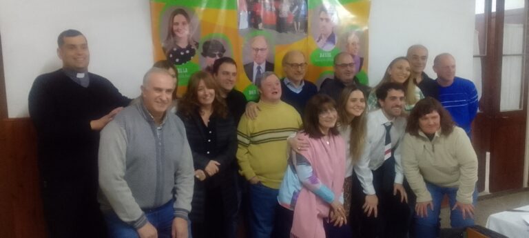 El Grupo de Teatro de Cáritas presentó el elenco de nueva temporada
