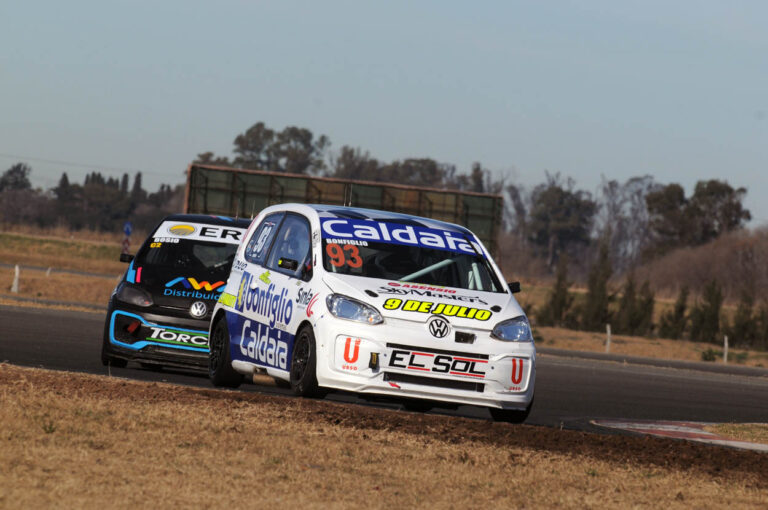 Muy buena labor de los nuevejulienses en el Turismo Pista