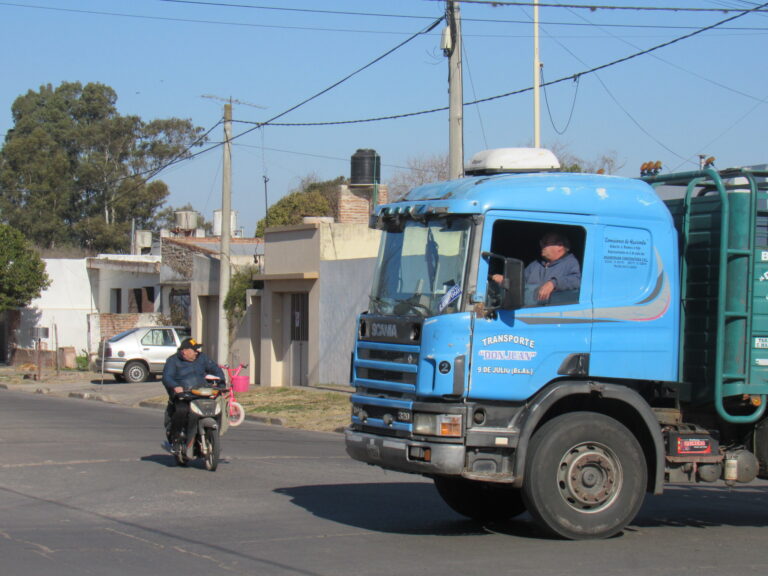 En Urquiza y Azcuénaga hace falta un ordenamiento