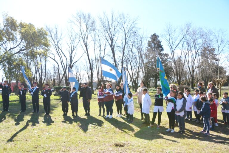 En 12 de Octubre se realizó el Homenaje a San Martín