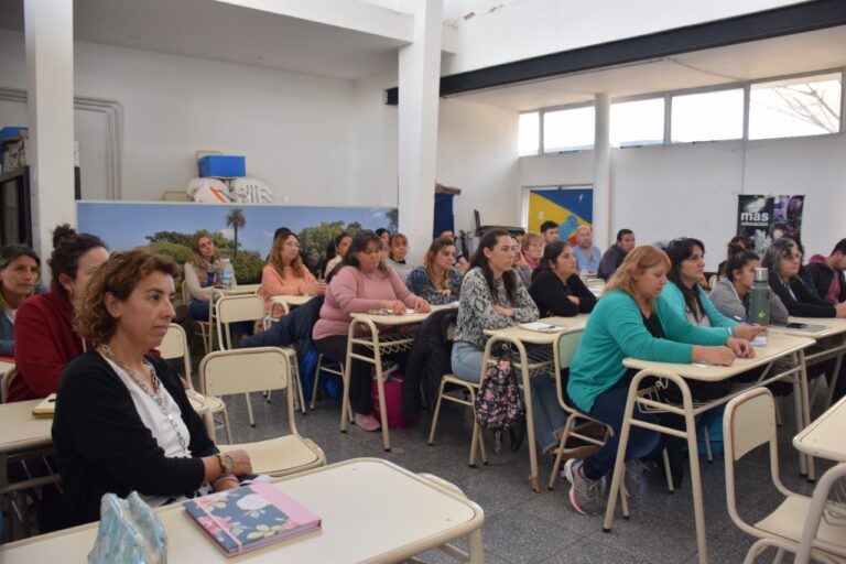 “Aprendiendo a Emprender”: se sumaron 72 participantes