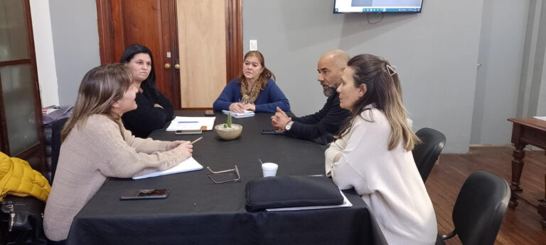 Funcionarios y concejales de Juntos se reunieron con La Casita de Wilson