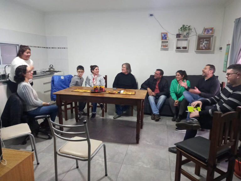 Piden luminarias en un barrio de Ciudad Nueva