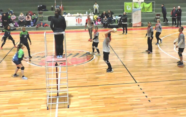 El equipo del Club Atlético participa en un Torneo en Córdoba