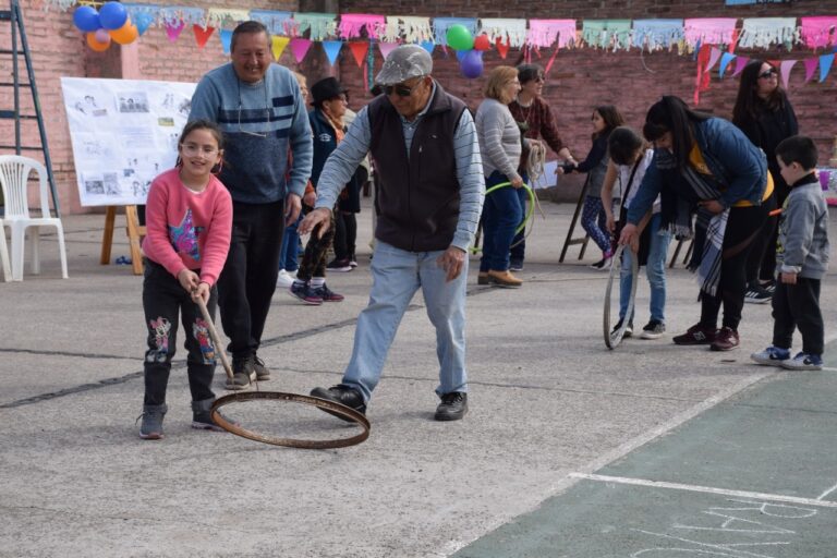 Encuentro de infancias y adultos mayores