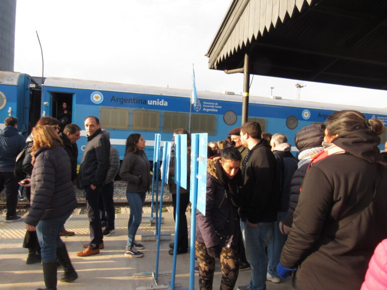 El Tren Sanitario comenzó a atender en la Ciudad