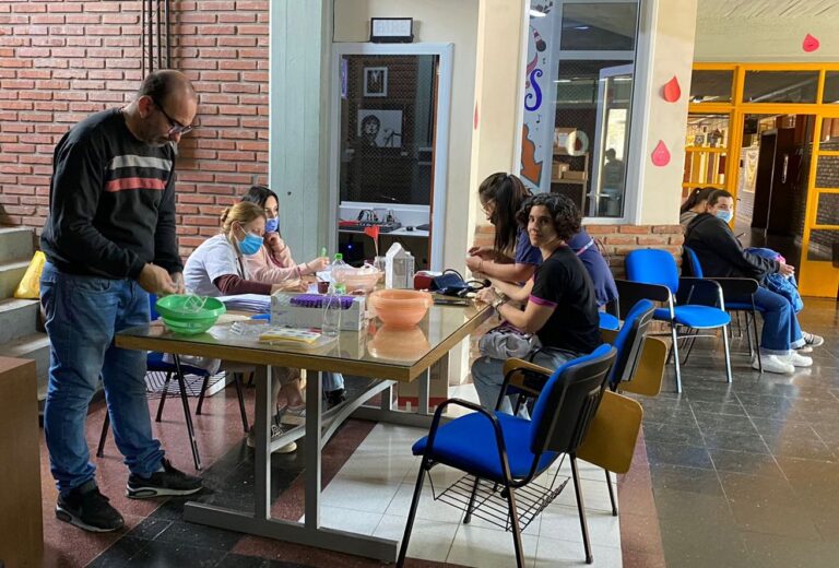 La colecta de la Escuela Técnica Nº 2: contó con 105 donantes