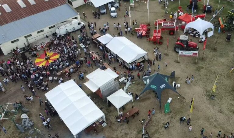 Atractivos, en el cierre de la Expo de 9 de Julio