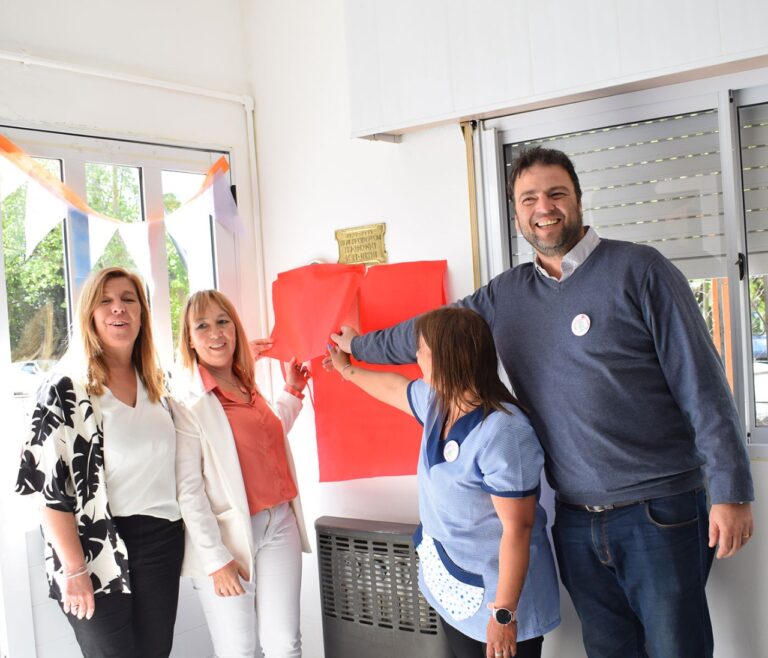 Naón: celebración de las Bodas de Oro del Jardín 906